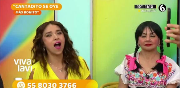 Le mandan el "pack" a Yeka Rosales en vivo