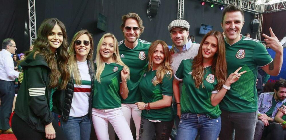 Famosos celebran victoria de México contra Ecuador
