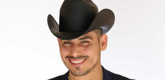 Espinoza Paz revela tiene 100 canciones nuevas