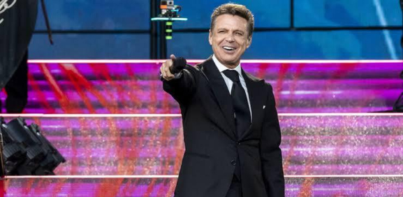 Luis Miguel reaparece tras rumores de hospitalización