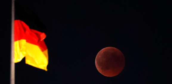 El eclipse lunar no fue visible desde América del Norte ni desde la mayor parte del Pacífico. | Reuters 