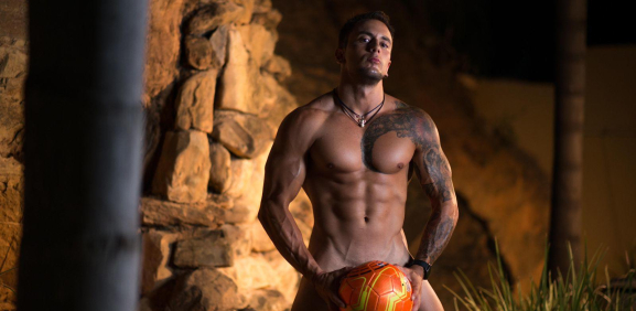 Las sensuales y ardientes FOTOGRAFÍAS de Giuliano 'El Argentino'