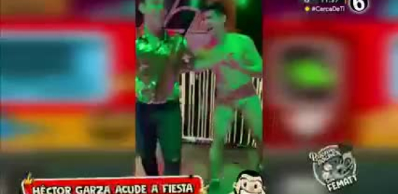 'La Mole' ventila el video en donde el chico se le ve muy entretenido.