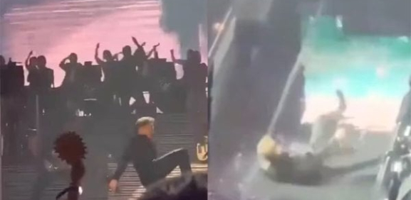 El cantante sufre accidente un tanto bochornoso y así reaccionó ante miles de personas