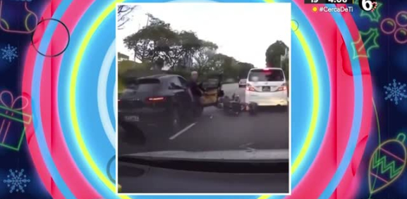 Esta camioneta tiene un accidente pero al bajar a checar, provocar un segundo