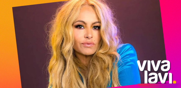 Paulina Rubio causa sensación en el Aeropuerto de Monterrey