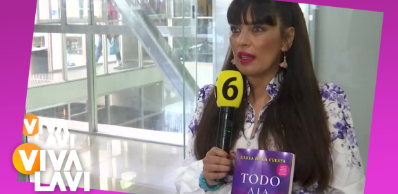 Karla de la Cuesta y su libro 'Todo A La Luz'