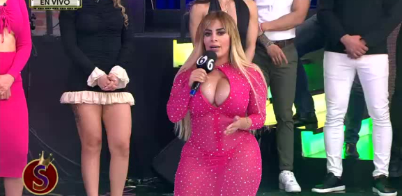 La conductora de 'Es Show' fue amenazada por un chofer de ruta urbana y así expresa su impotencia