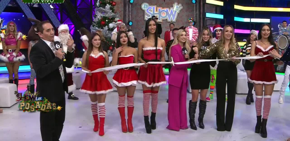 Con el corte del listón tradicional es como arrancan con el programa navideño