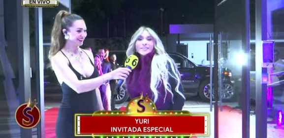 La cantante se encuentra por primera vez en 'Es Show' y así fue recibida