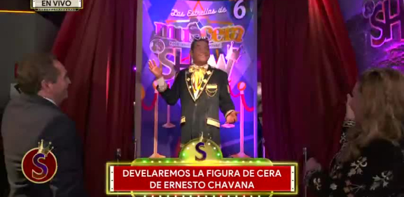 Ernesto Chavana en compañía de su esposa 'Juany' comparten este logro