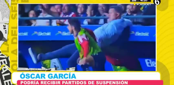 Óscar García se va expulsado tras patada a James Rodríguez en el León vs Chivas