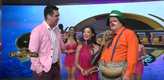 El conductor habla sobre la actitud de Chavana ante la potente voz de Deni