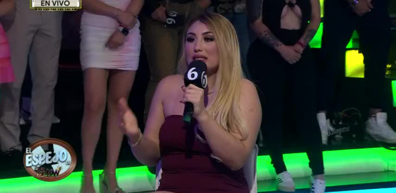 La chica de 'Es Show' confiesa lo que hizo en su primera operación
