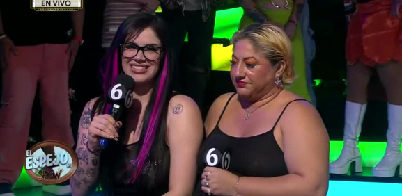 La nueva chica de 'Es Show' en el espejo lo confiesa todo