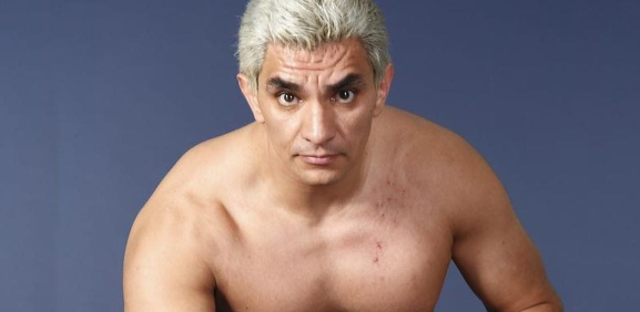 El icónico luchador se encuentra en el programa como sorpresa para todo el público