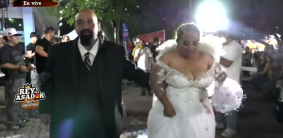 Salen las cosas mal en la boda