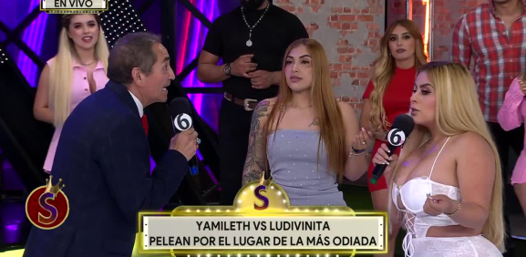 La chica llega molesta a reclamar su lugar y se enfrenta a Yamileth