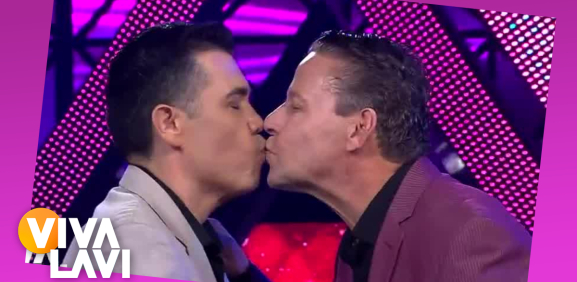 Ángel Castro habla de su beso con Alfredo Adame