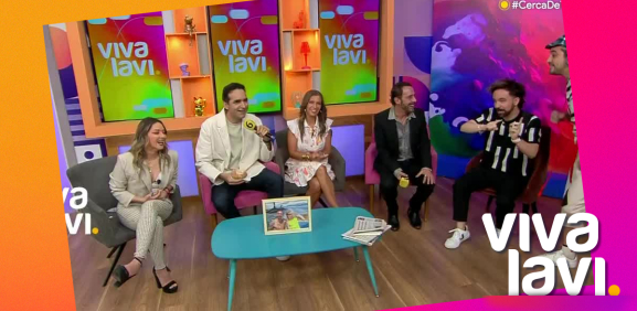 Elenco de 'Chespirito: sin quere queriendo' en exclusiva en VivalaviMx