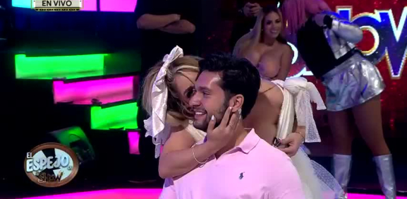 La inocencia y la ternura de Datsy dejan sorprendido al protagonista