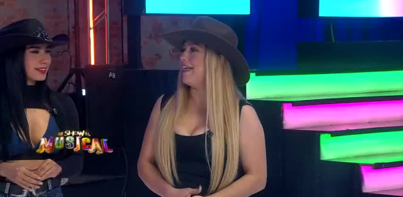 Ahora como nueva soltera la conductora confiesa ver guapo al protagonista