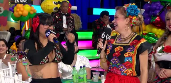 Robertita propone a la reina de las mañanas como una conductora de noticias
