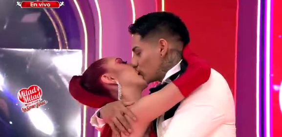 Tras su salida de la cárcel, 'Chucky' llega y decide que su corazón le pertenece a la pelirroja Tania