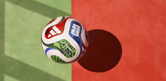 El Adidas Trionda​ es el balón de fútbol oficial que se utilizará durante la Copa Mundial de la FIFA 2026