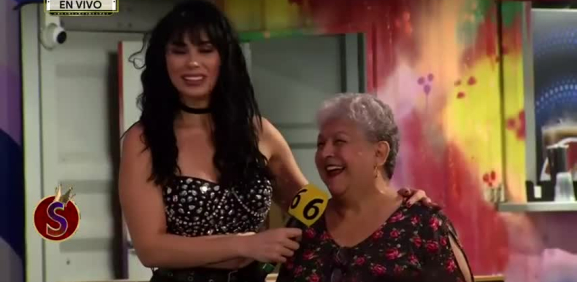 La famosa señora, mamá de Gloria Torres llega de nuevo al programa