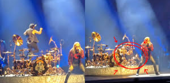 En pleno concierto el baterista cae al suelo, pero recupera en segundos su lugar
