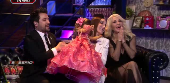 Santa Claus le trae su regalo que siempre quería tener