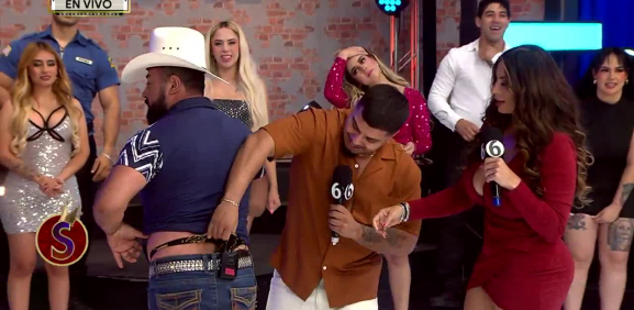 En pleno programa descubren el secreto del luchador