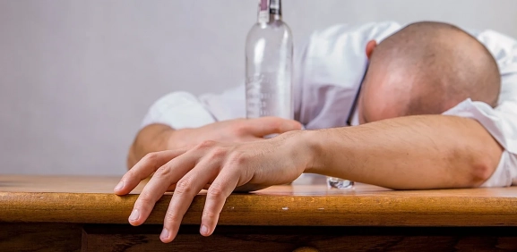 Resaca: Cómo curarla después de las posadas