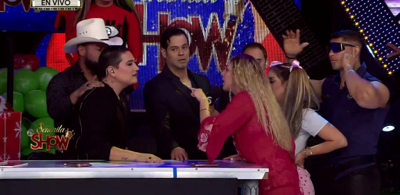 Aldo Muñiz explota al ver como la participante se mete en la discusión