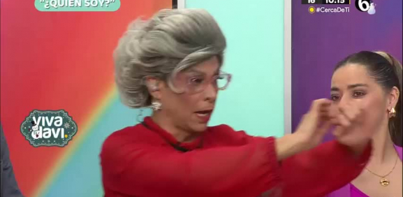 'Estuve con tu papá': La Maestra Resurrección hace enojar a Gaby Quiroga