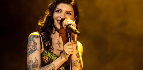 ¿Cazzu estrena romance?