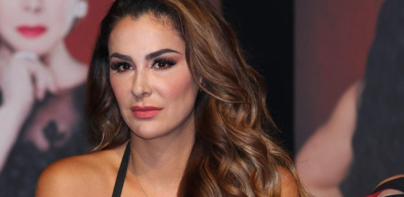 Ninel Conde estrena camioneta de lujo