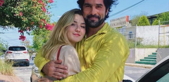 Melenie Carmona reaparece junto a su papá Arturo Carmona