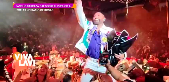 Pancho Barraza sufre accidente tras caer en el público durante concierto