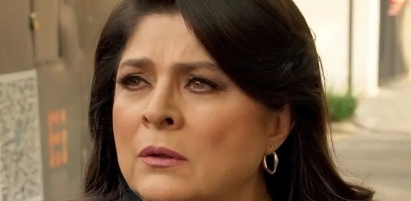 Victoria Ruffo reacciona a rumores sobre su muerte