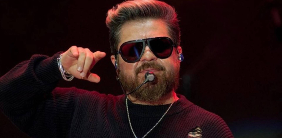 El cantante nos compartió detalles de su nuevo proyecto