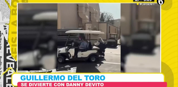 Con una carrera de 'carritos' es como se divirtieron el director Méxicano y el icónico actor