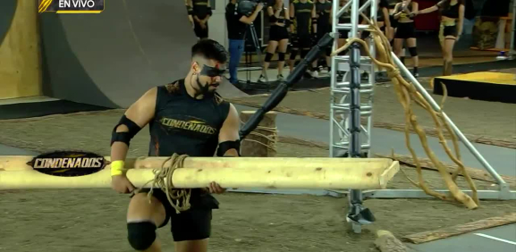 El luchador internacional se hace presente con su fuerza y astucia