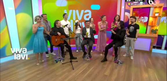 El Musical "Está con madres" en Vivalavi Mx