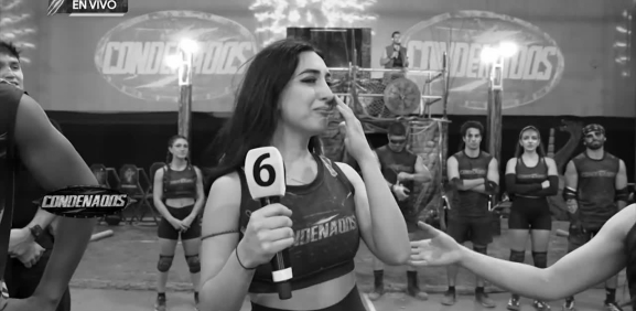 En lágrimas es como sale la chica del reality