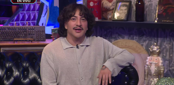 Por primera ve con bigote es como Mario se presenta con este look 2026