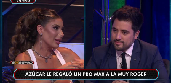 La sensual chica afirma que por su cumpleaños le dio un regalo que nunca olvidará