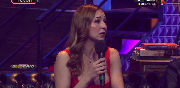 La sensual chica de la barra nocturna, sigue dando de que hablar sobre su salida de 'Es Show'