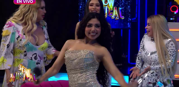 Citlali Salazar al llegar como la nueva chica de 'Es Show' también el conductor la sorprende con propuesta laboral